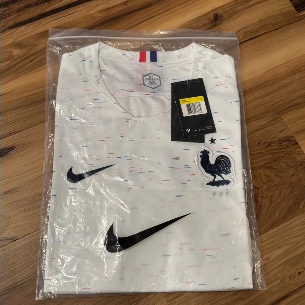 NWT Nike France Away Jersey 2018 men’s small